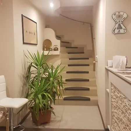 Mona Lisa Pensión 3*