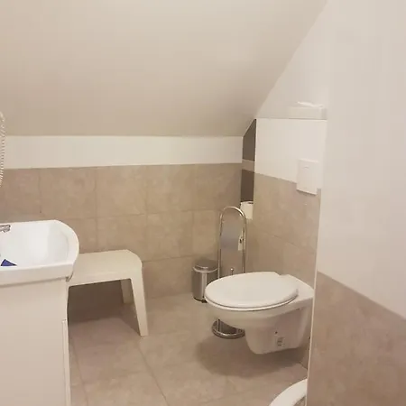 Mona Lisa Pensión 3*