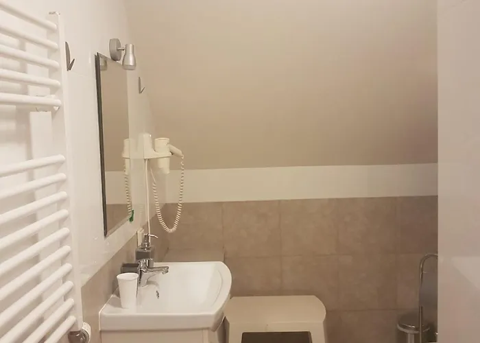 Mona Lisa ゲストハウス