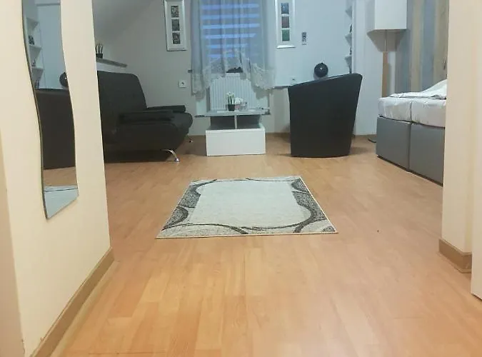 ゲストハウス Mona Lisa