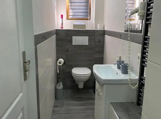 ゲストハウス Mona Lisa ベルンカステル・クース