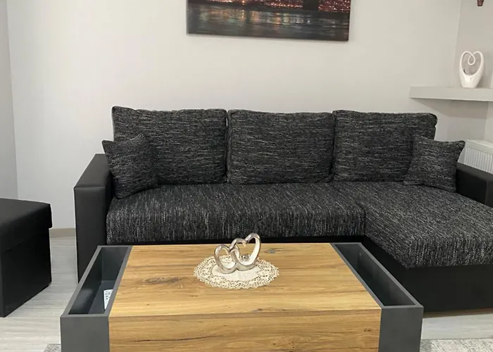 ゲストハウス Mona Lisa 3*