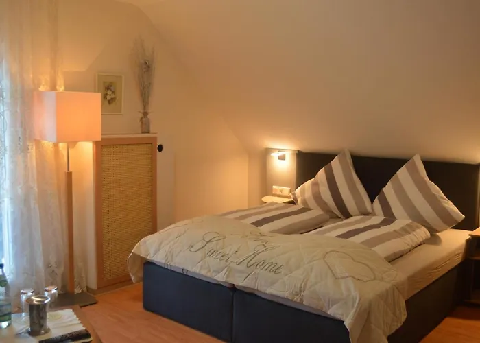 Mona Lisa ゲストハウス